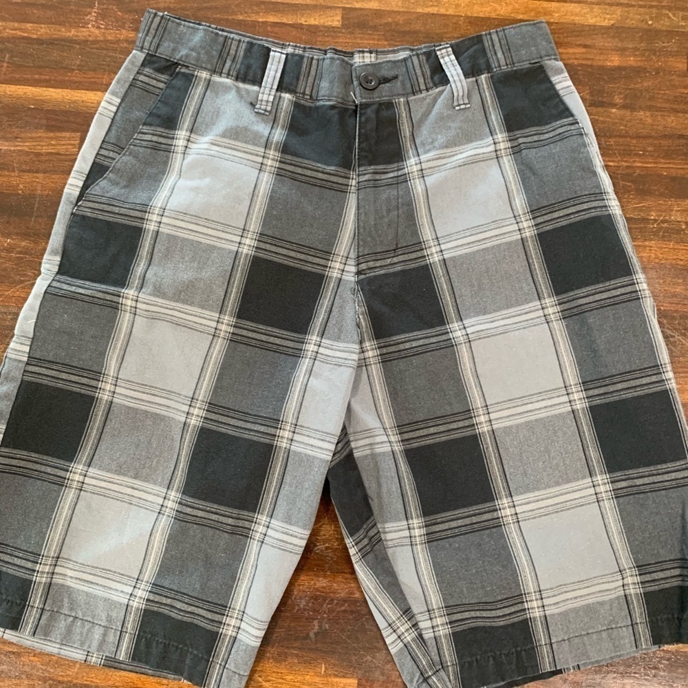 Burnside shorts‎